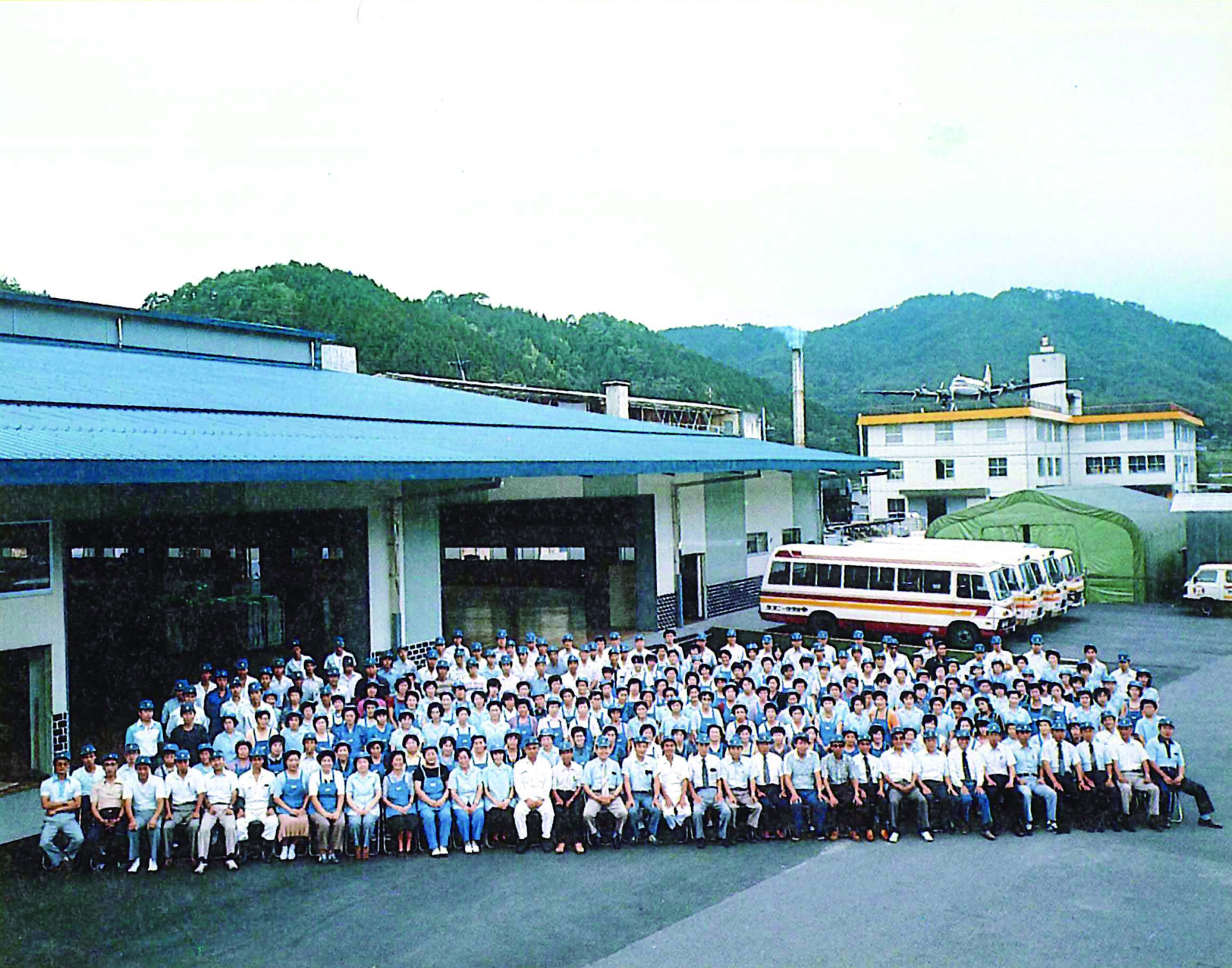 中元クリーニング本社リネン工場を新築